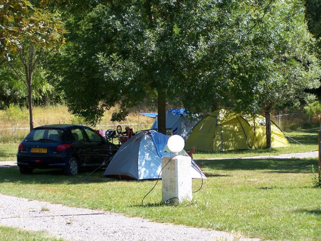 Hotel Moulin de la Roque à Althen-des-Paluds Extérieur photo