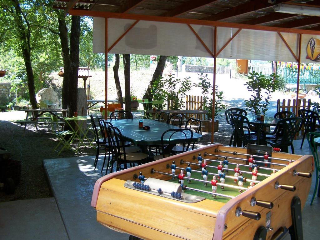 Hotel Moulin de la Roque à Althen-des-Paluds Extérieur photo